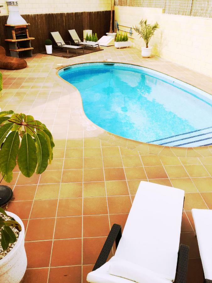 Vickys Villa Puerto Marino Exterior photo